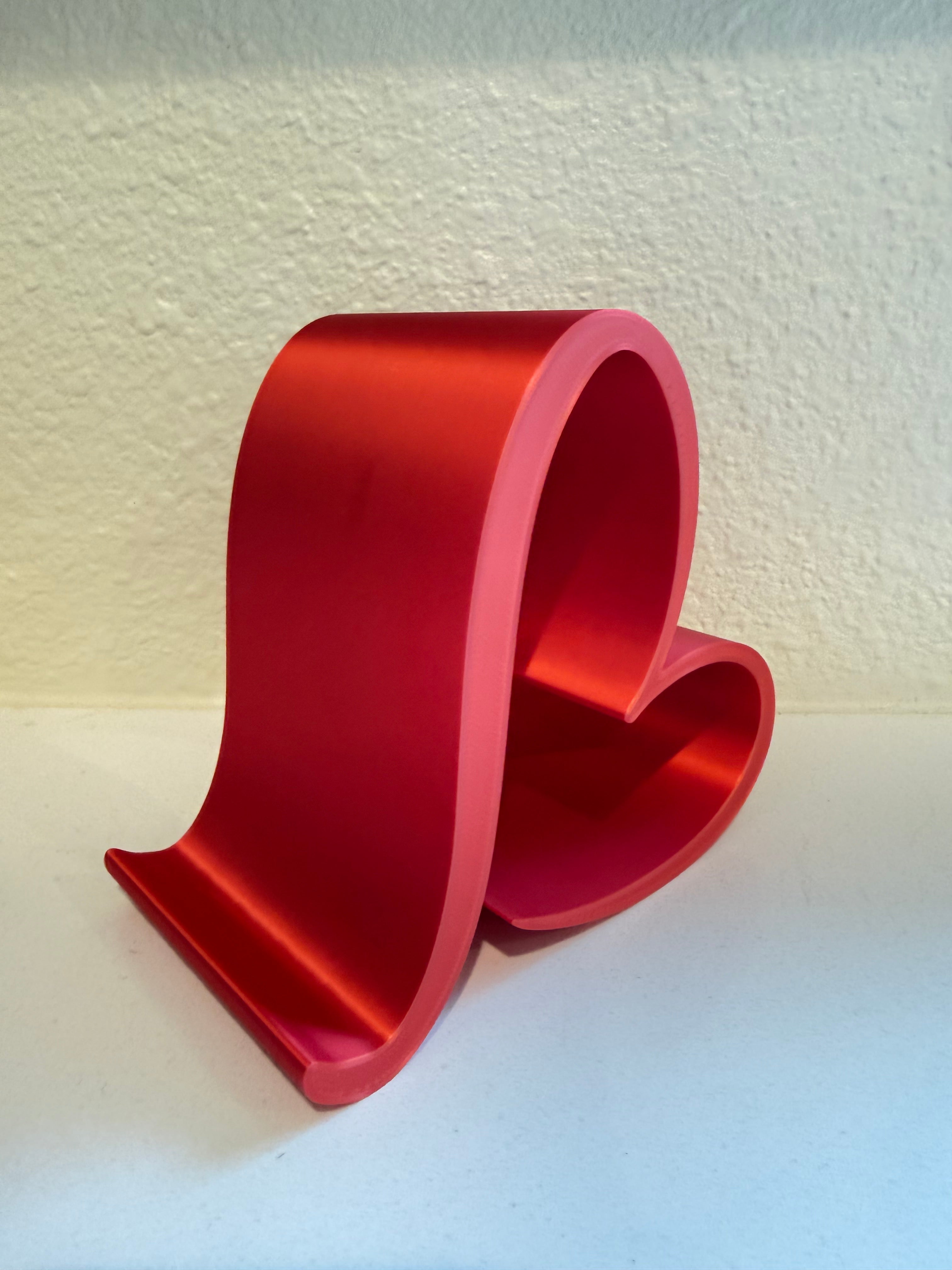 3D Printed “Heart Phone Stand”